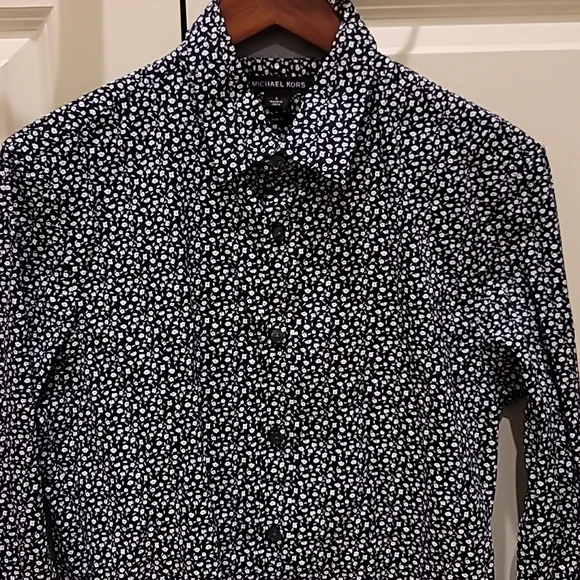 Michael Kors | Shirts | Nwt Michael Kors Ls Button Down Black And White Floral Dress Shirt Small | Poshmark Michael Kors | Shirts | Nwt Michael Kors Ls Button Down Black And White Floral Dress Shirt Small | Poshmark
